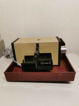 Magnifique Projecteur de diapositives Kodak 300 modèle F 