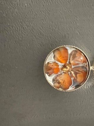 Collier relief psyché 