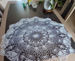 Napperon crochet fait main.ouvrage tre fin