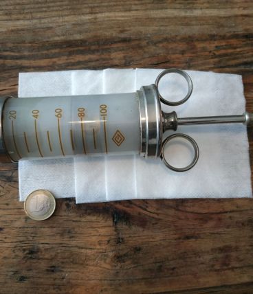 Piston seringue ancien 