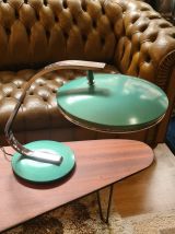 Mid-Century vert metal et chrome,, , Lampe de Bureau 520 par