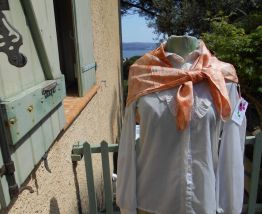 FOULARD CARRE SOIE 83x 83 CM NEUF SOIEDEREVE TIE AND DIE 