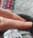 Pull laine écussons multicolore  perles 