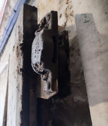 2 authentiques portes de garage coulissantes