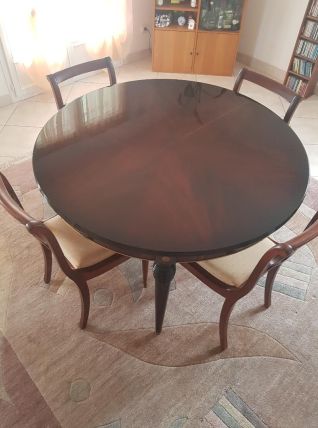 table ronde acajou laqué et ses 6 chaises, diam 115