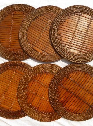 6 Sets  de  table , sous assiettes , vintage