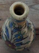  Bouteille en céramique siliceuse Iznik Turquie à décor flor