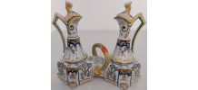 Huilier vinaigrier en faience signé JULES VERLINGUE. 