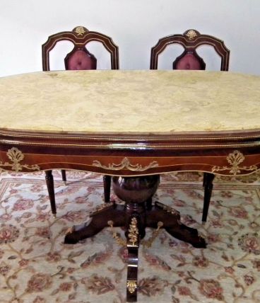SALLE A MANGER STYLE LOUIS XV