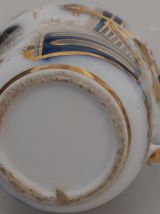 Pot à lait en porcelaine de Bayeux fin xixeme. 