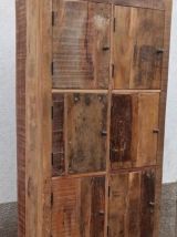 Grande armoire en bois ancien