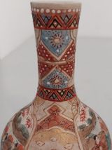 Vase en faïence signé SATSUMA xixeme. 