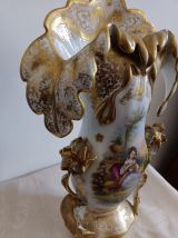 Vase en porcelaine de Paris 19 ème