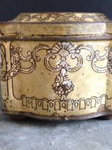 Ancienne boite biscuits Pernot Dijon 