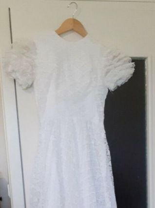 Robe De Mariée. Année 50/60. Taille 36/38.