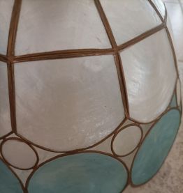 Lustre nacre et laiton 