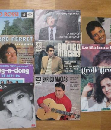Vinyles 10 Disques 45 Tours - Années 70-80 