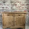 Buffet / meuble de rangement en pichepin XIXeme