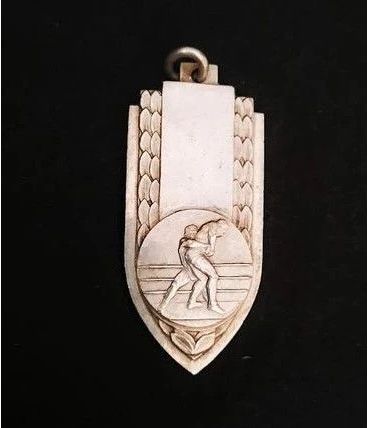  Médaille en argent style art déco poids 10g poinçon