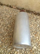 bouteille vintage  en aluminium 