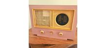 Radio vintage upcyclée en lampe d'ambiance