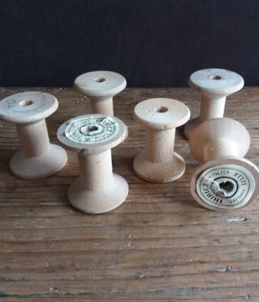 Lot de 6 bobines de fil en bois