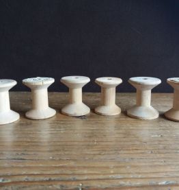 Lot de 6 bobines de fil en bois