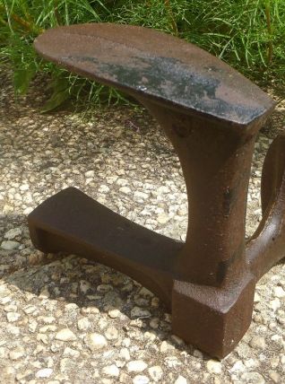 pied de cordonnier ,enclume ,vintage