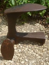 pied de cordonnier ,enclume ,vintage