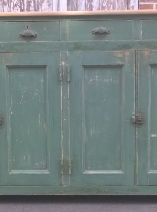 Ancien meuble de metier 
