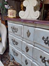 Belle commode de style