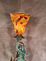tres ancienne  1900  lampe  en regule  patiné  vert et bronz