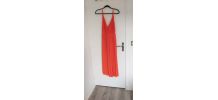 Robe à fines bretelles réglables