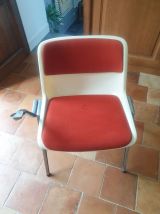 Chaise retro style conférence 
