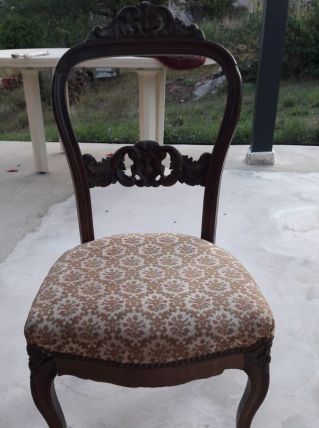 Chaise ancienne