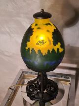 lampe fer forgé  avec superbe abat jour Emile Galle art nouv