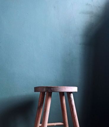 tabouret vintage en bois