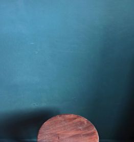 tabouret vintage en bois