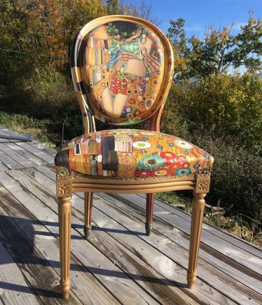 Chaise médaillon