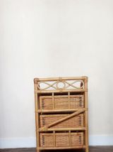 Chiffonnier en rotin vintage. Petit meuble de rangements en 