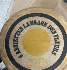 6 assiettes langage des fleurs Gien