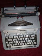 Machine à écrire Japy
