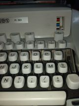 Machine à écrire Japy