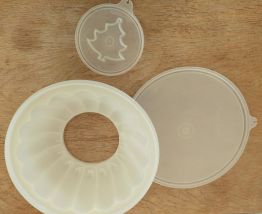 Moule vintage tupperware ami gourmet et livre je cuisine ave