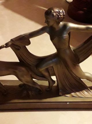 Statuette S Melani années 30