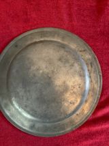 XVII - XVIII ème siècle 5 Assiettes en Étain vendues à la pi