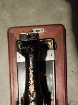 Belle machine à coudre Antique Pfaff Handcrank Model 11 date