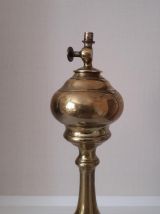 Lampe à essence ancienne