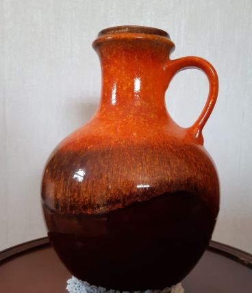 Poterie décorative très colorée      