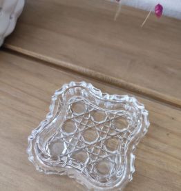 Ancienne boite à bijoux en cristal style "Anna hütte"